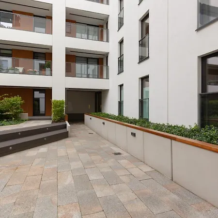 Lazienki Park By Renters Prestige Апартаменты Варшава